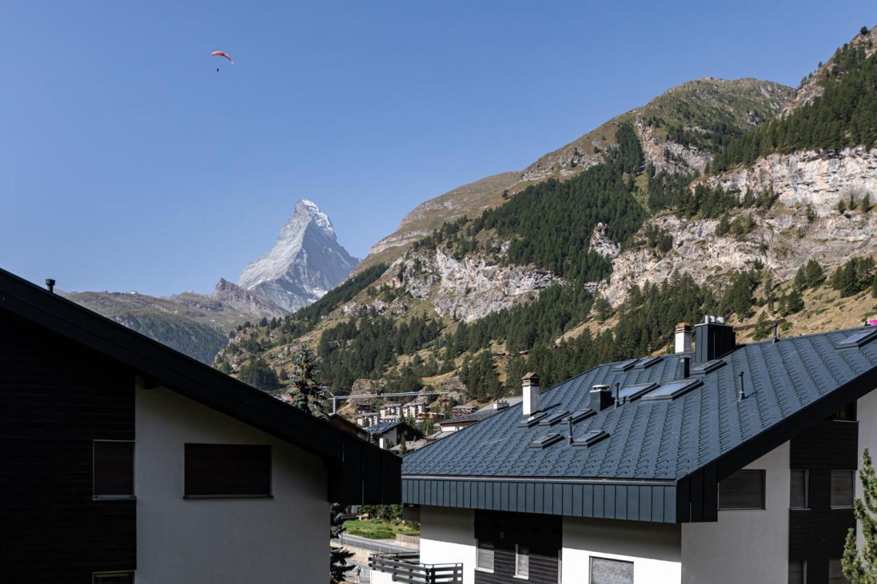Joy - Matterhorn View Apartment Цермат Екстериор снимка